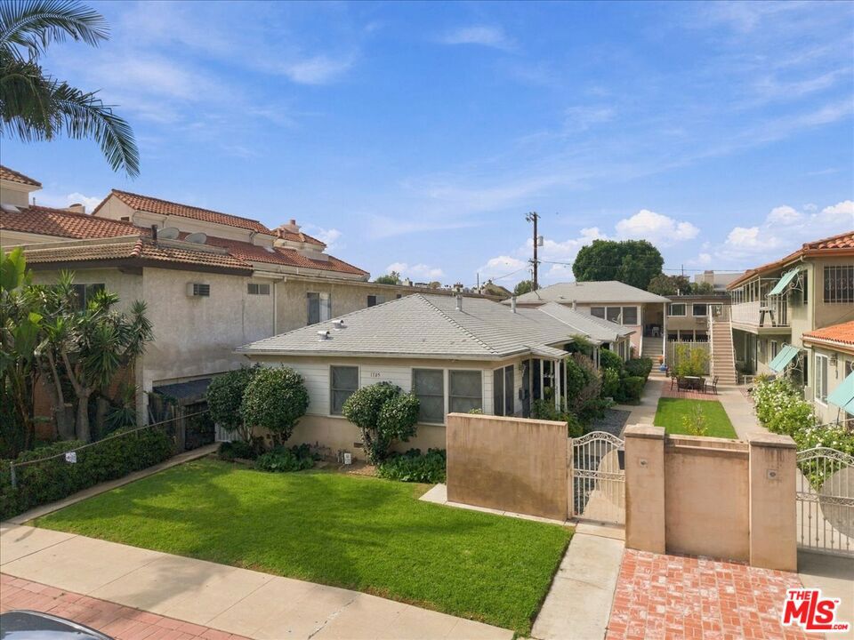 26993585 Property Photo 1
