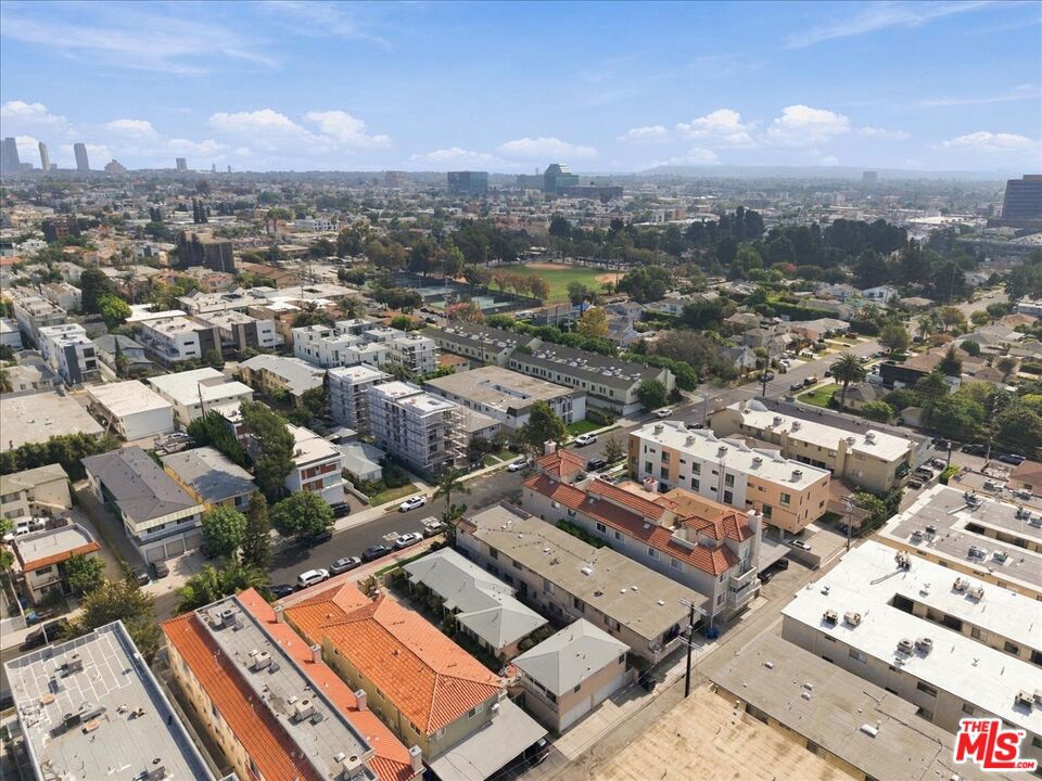 26993585 Property Photo 27