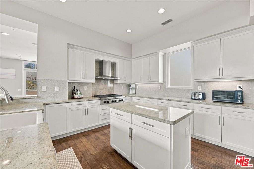 13071 Bluff Creek Drive Property Photo 19