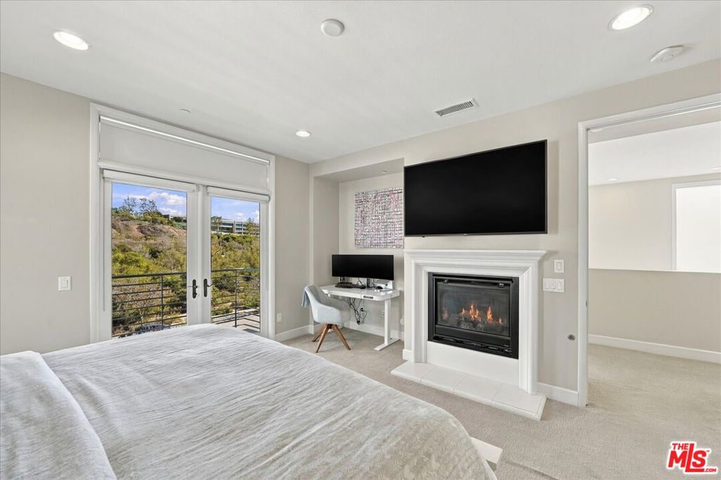 13071 Bluff Creek Drive Property Photo 38