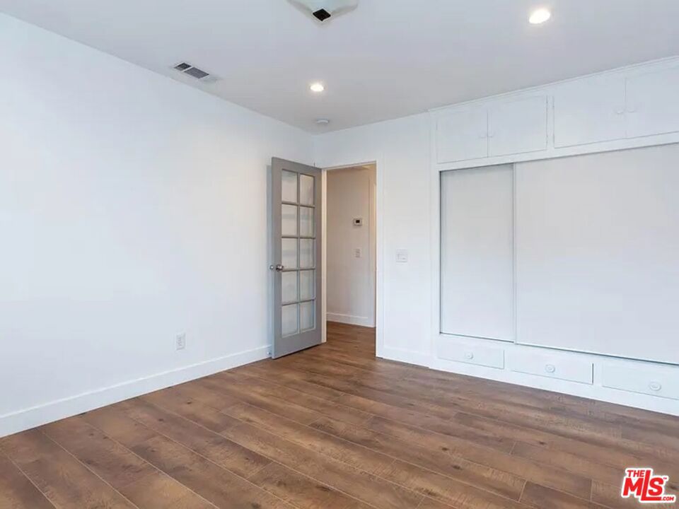 858 Oneonta Drive Property Photo 9