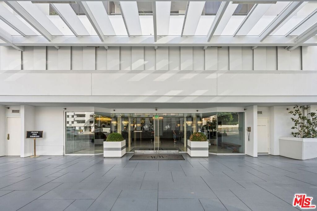 10660 Wilshire Boulevard 407 Property Photo 1