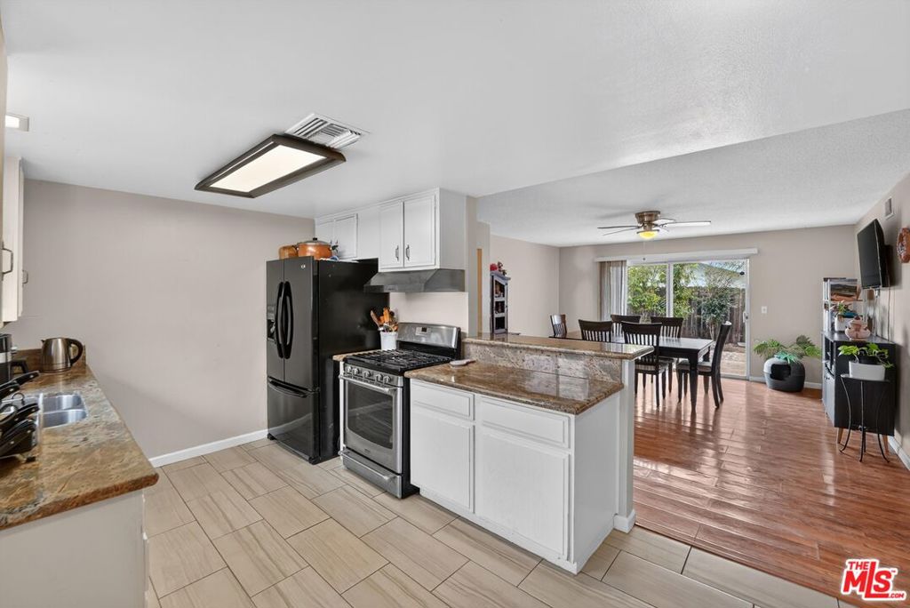 6235 Stanton Avenue Property Photo 7