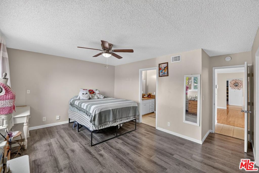 6235 Stanton Avenue Property Photo 9