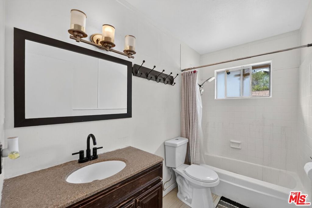 6235 Stanton Avenue Property Photo 12