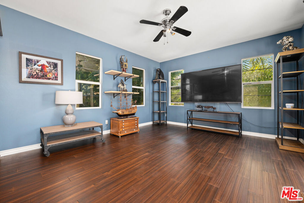 25514 Brighton Place Property Photo 15