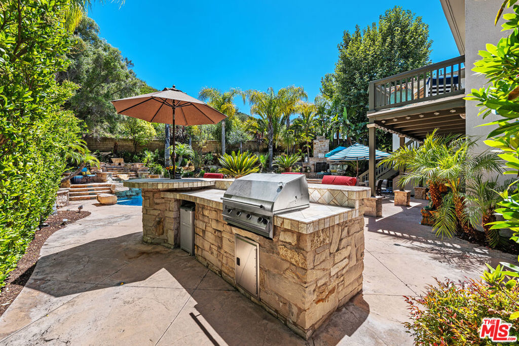 25514 Brighton Place Property Photo 24