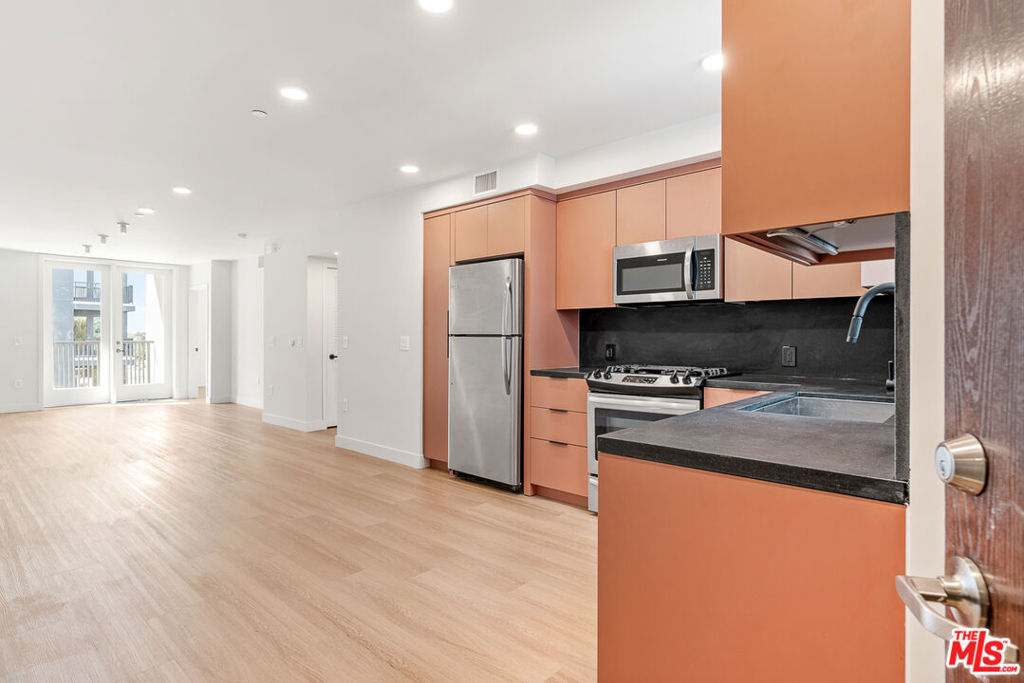 10601 Washington Boulevard 514 Property Photo 1