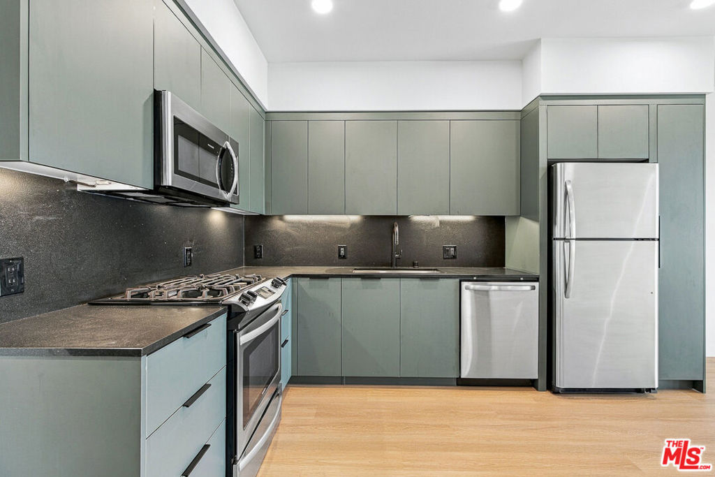 10601 Washington Boulevard 430 Property Photo 2