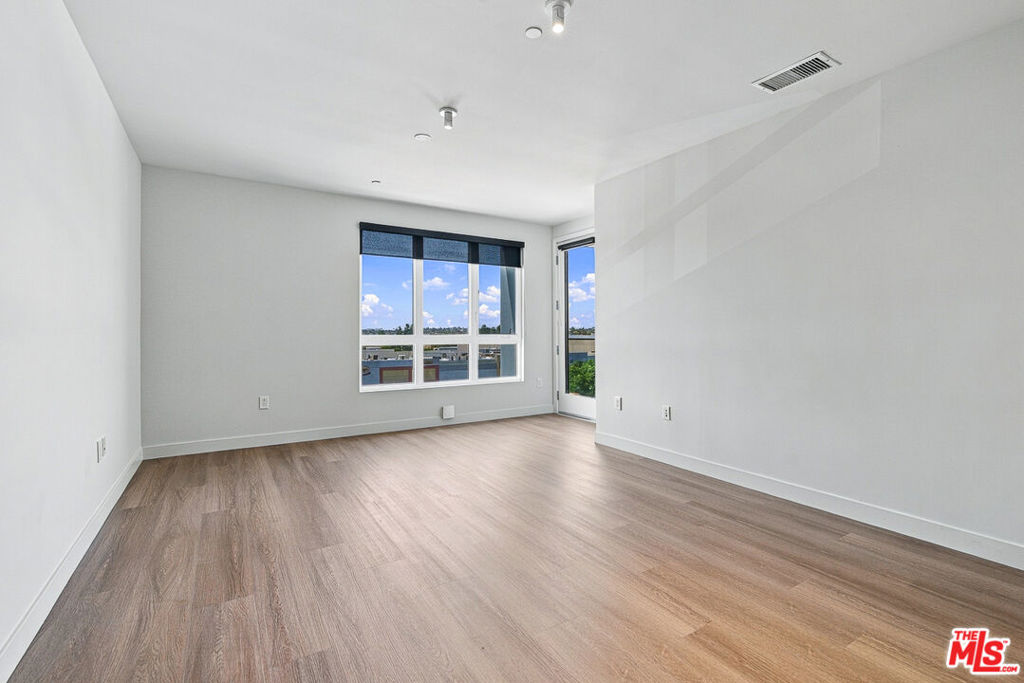 10601 Washington Boulevard 430 Property Photo 3