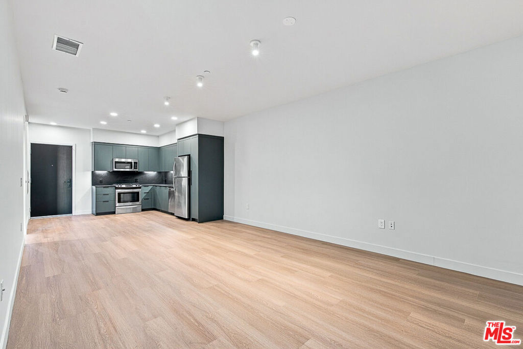 10601 Washington Boulevard 430 Property Photo 7