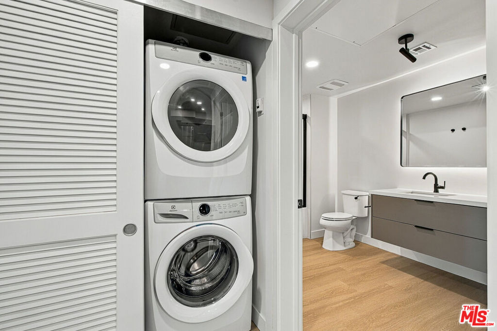 10601 Washington Boulevard 430 Property Photo 11