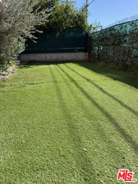 13125 Vanowen Street Property Photo 9