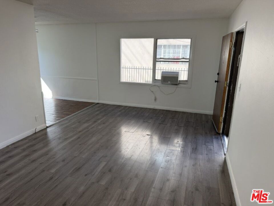 13125 Vanowen Street Property Photo 11