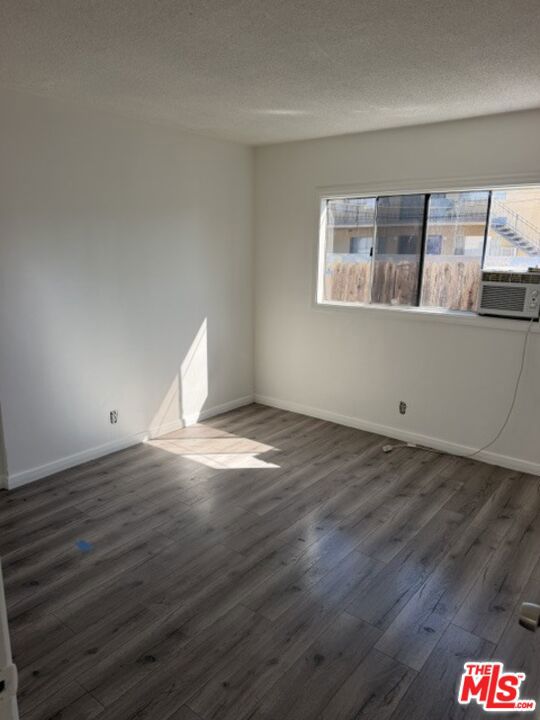 13125 Vanowen Street Property Photo 20