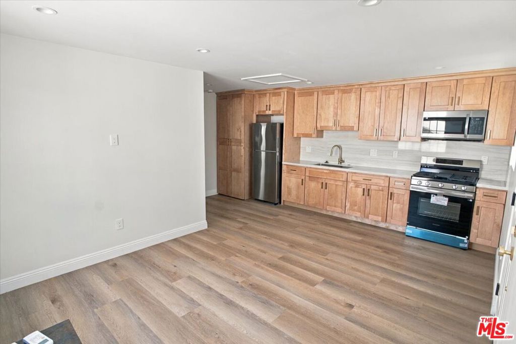 6520 Teesdale Avenue Property Photo 2