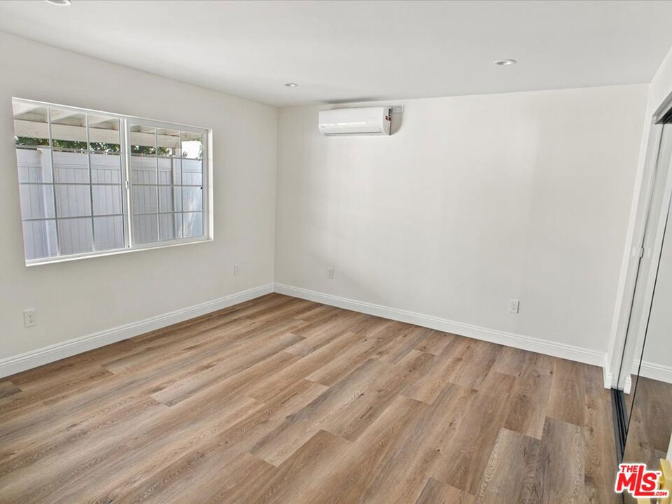6520 Teesdale Avenue Property Photo 6