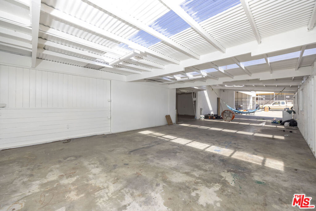 714 Centinela Avenue Property Photo 12