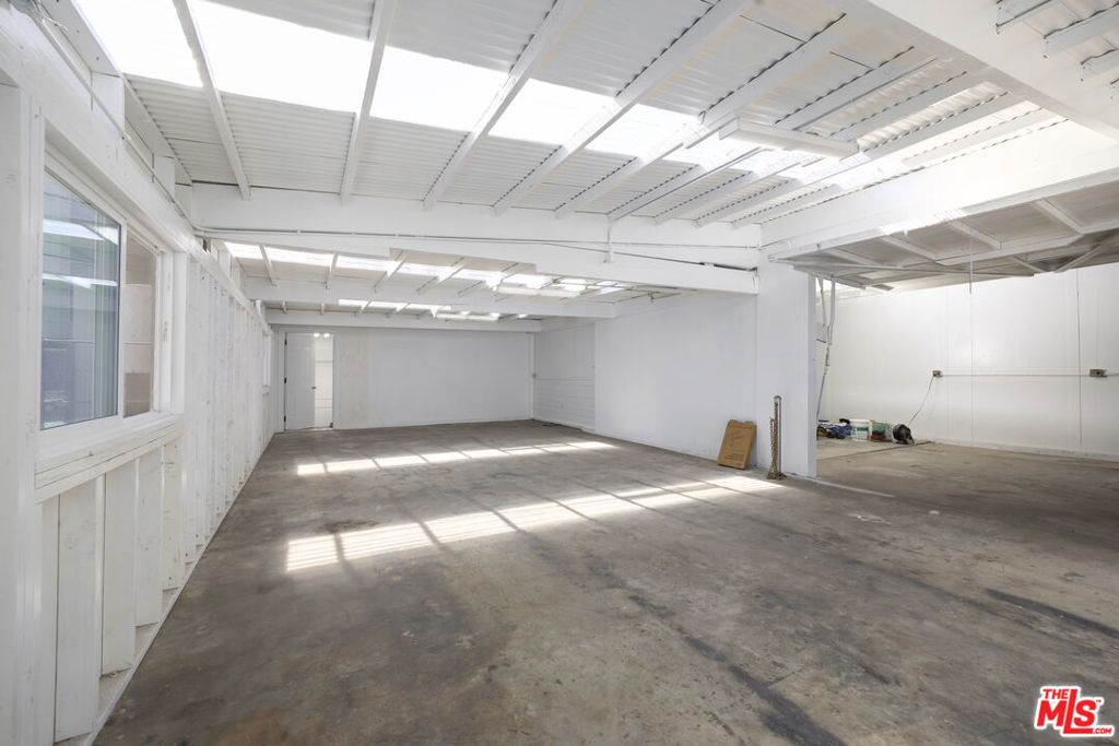 714 Centinela Avenue Property Photo 14