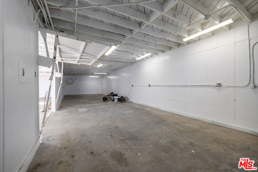 714 Centinela Avenue Property Photo 15