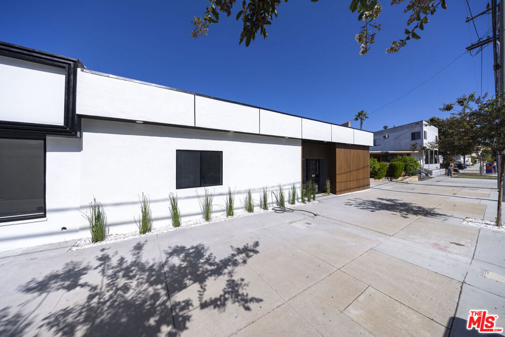 714 Centinela Avenue Property Photo 17