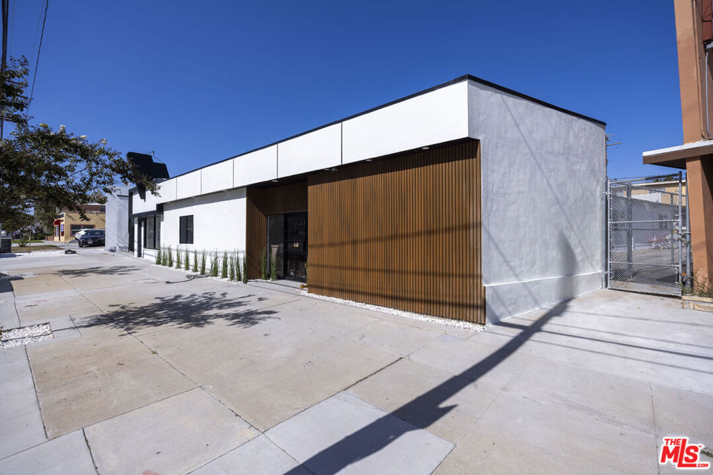 714 Centinela Avenue Property Photo 19