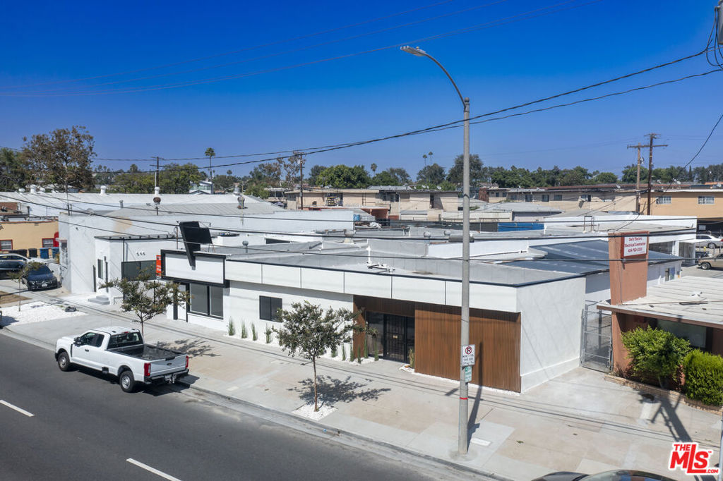 714 Centinela Avenue Property Photo 24