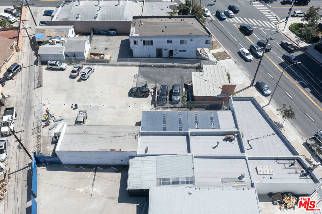 714 Centinela Avenue Property Photo 36