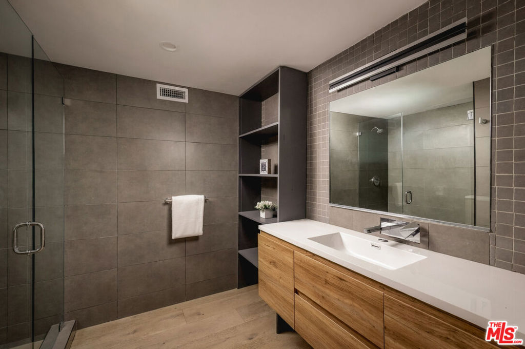 344 Arno Way Property Photo 22