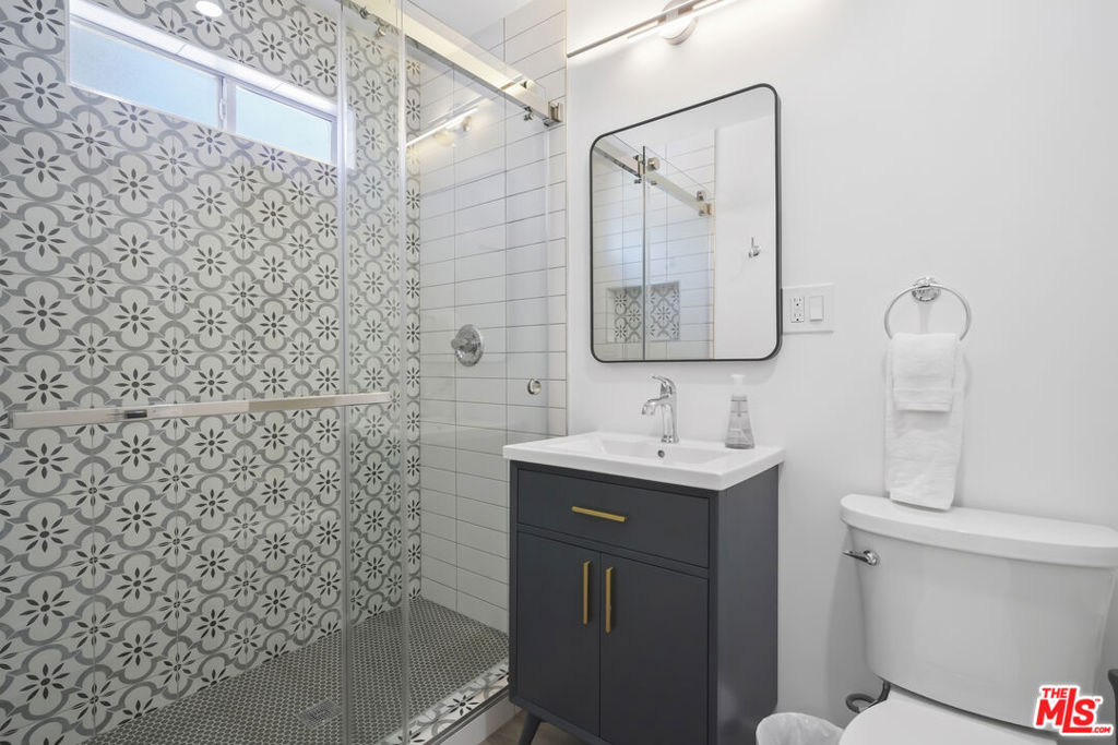753 N Garfield Avenue Unit A Property Photo 9