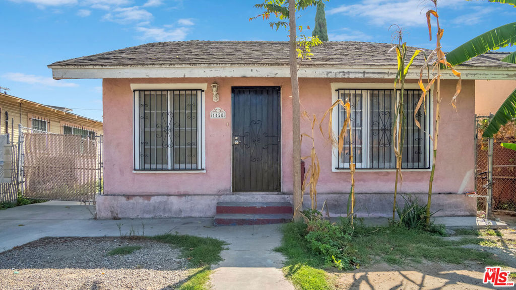 1428 W 54th Street Property Photo 2