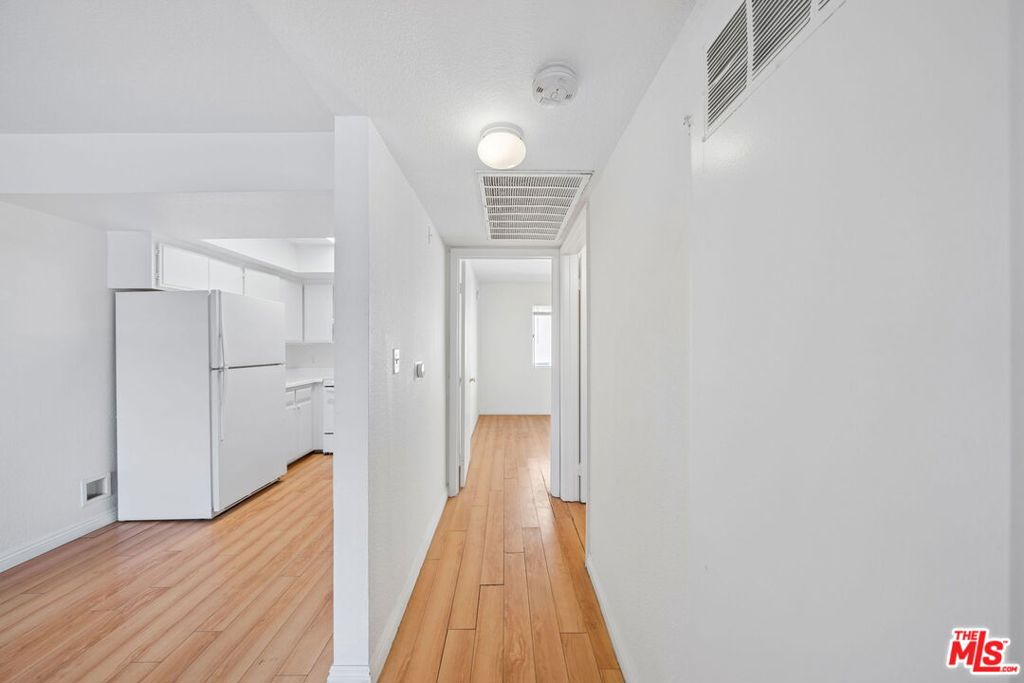 158 N Normandie Avenue 201 Property Photo 22