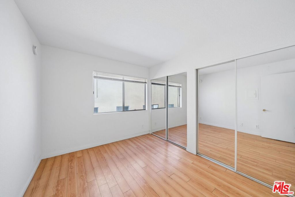 158 N Normandie Avenue 201 Property Photo 23