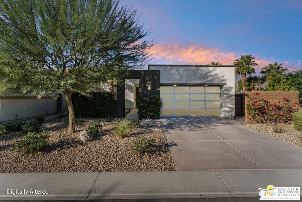 1297 Celadon Street Property Photo 28
