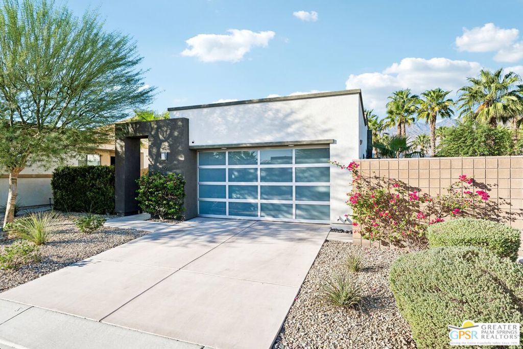 1297 Celadon Street Property Photo 30