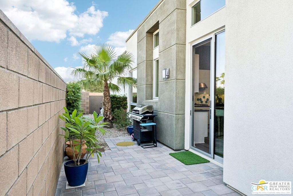 1297 Celadon Street Property Photo 33