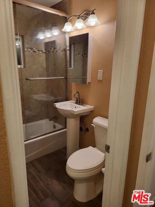 6636 Granger Avenue Property Photo 24