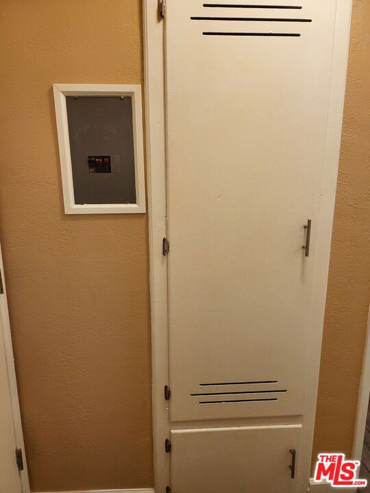 6636 Granger Avenue Property Photo 27