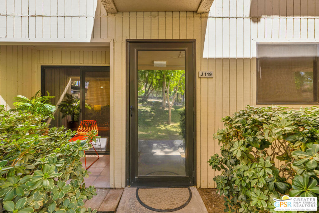 675 N Los Felices Circle #j119 Property Photo 2