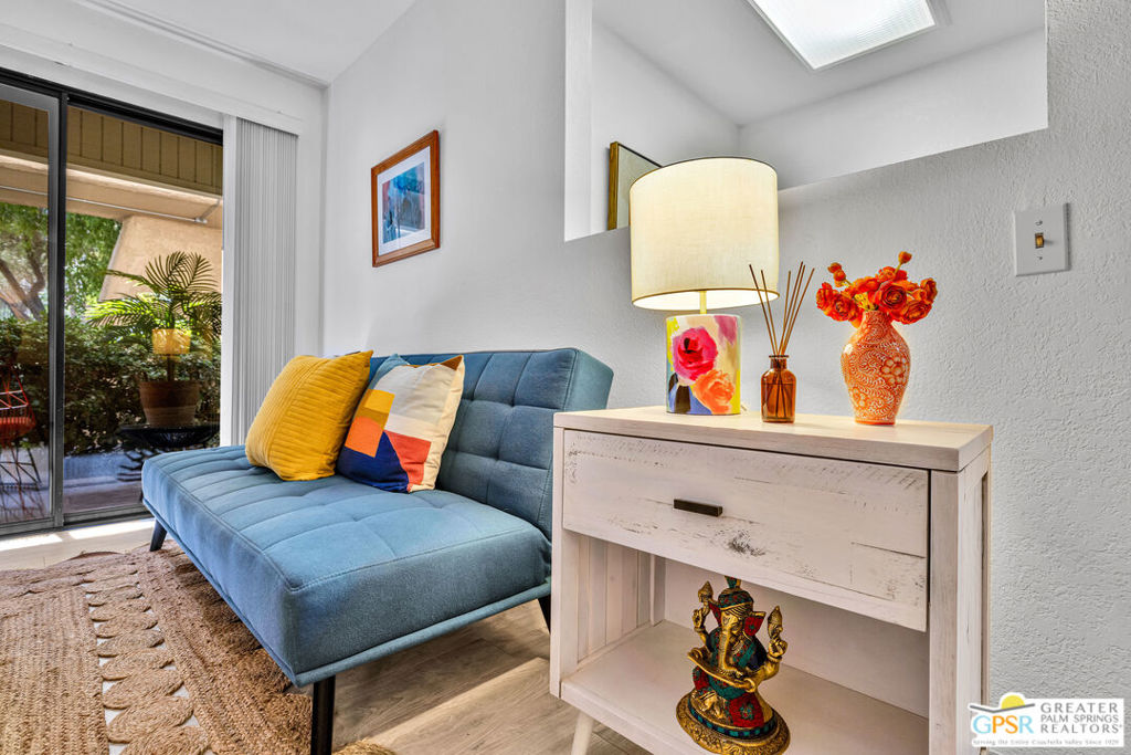 675 N Los Felices Circle #j119 Property Photo 8