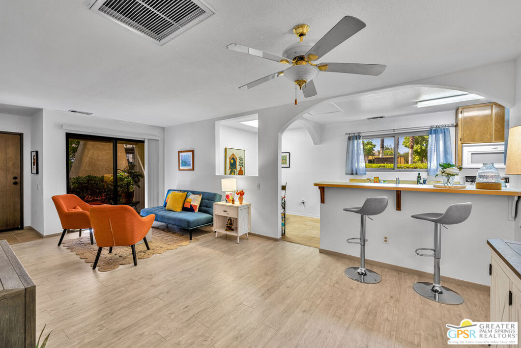 675 N Los Felices Circle #j119 Property Photo 9