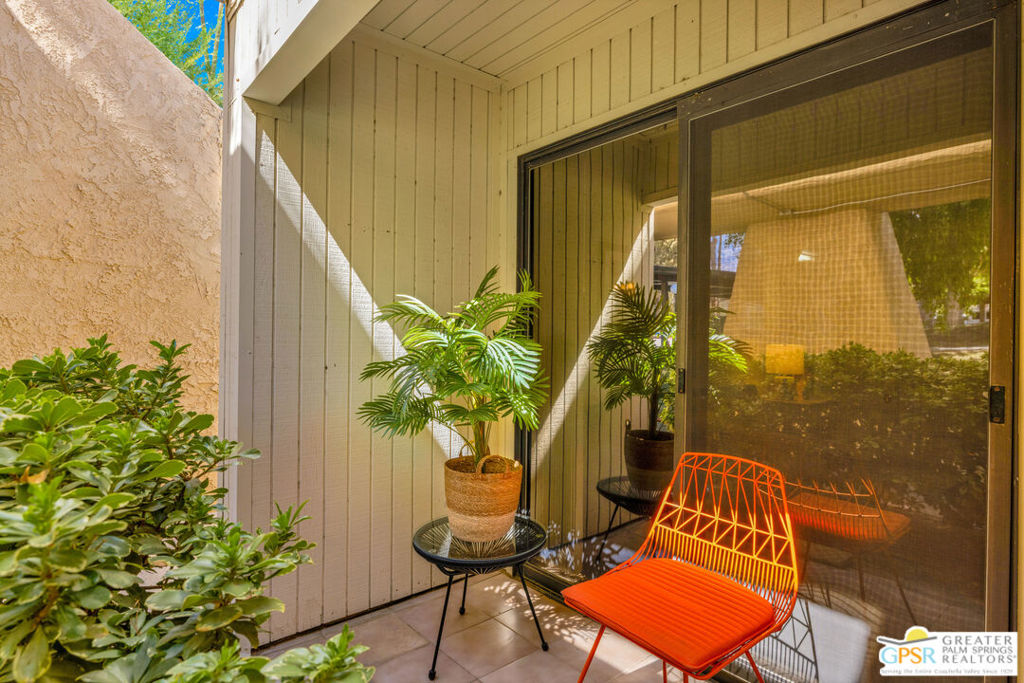675 N Los Felices Circle #j119 Property Photo 29