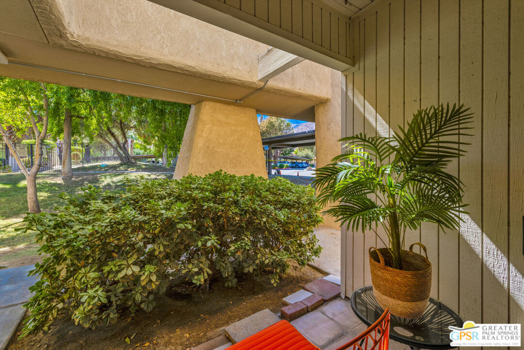 675 N Los Felices Circle #j119 Property Photo 30