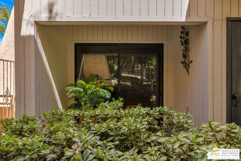 675 N Los Felices Circle #j119 Property Photo 34