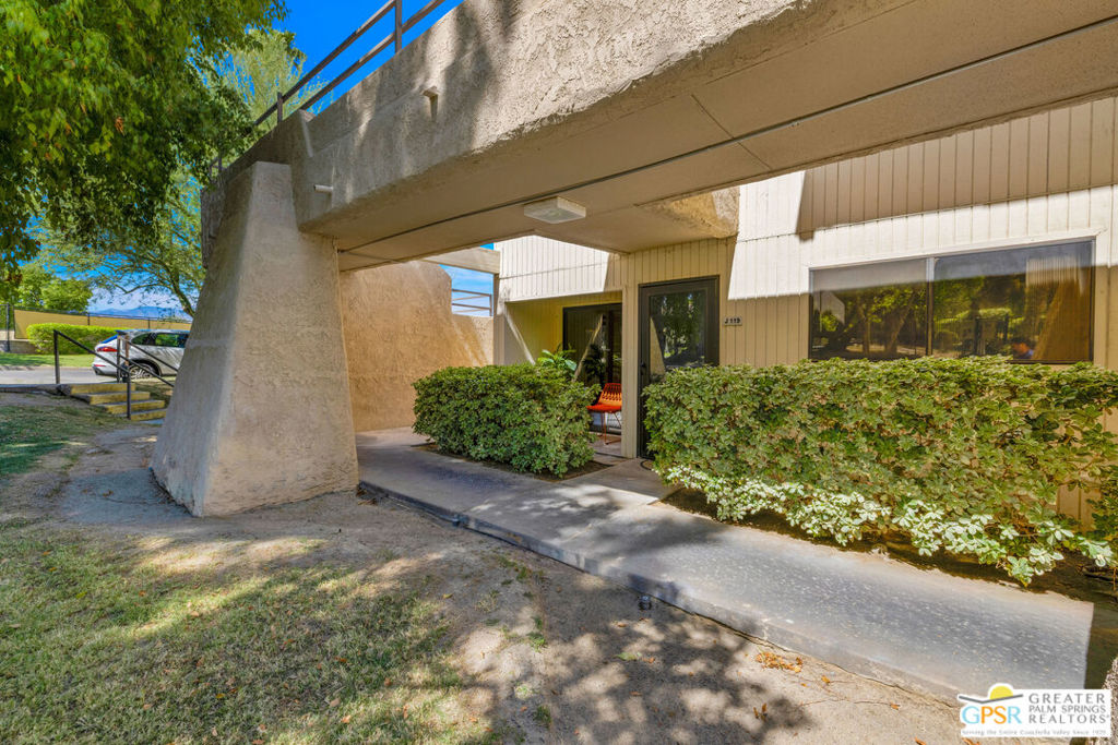 675 N Los Felices Circle #j119 Property Photo 36