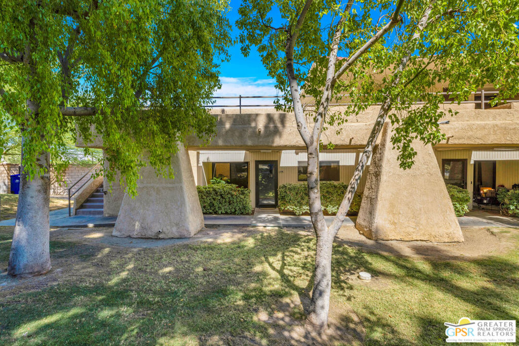 675 N Los Felices Circle #j119 Property Photo 48