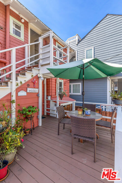 129 Ocean Park Boulevard Property Photo 20