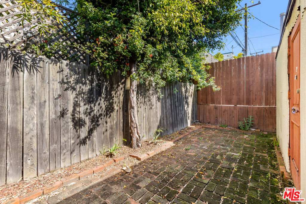 129 Ocean Park Boulevard Property Photo 24