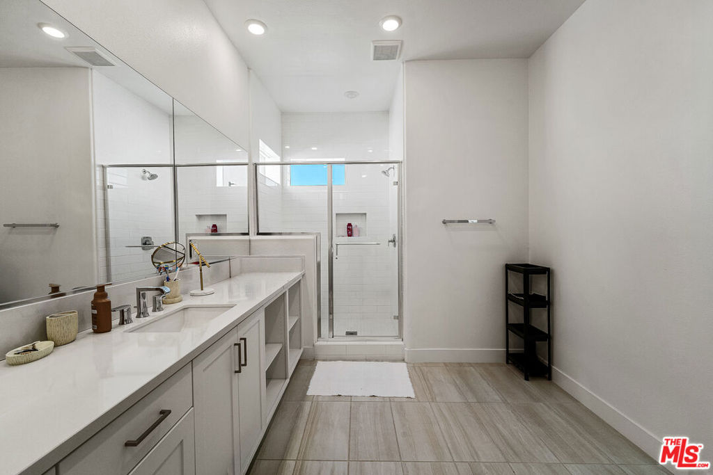 27124 Skyland Way Property Photo 18