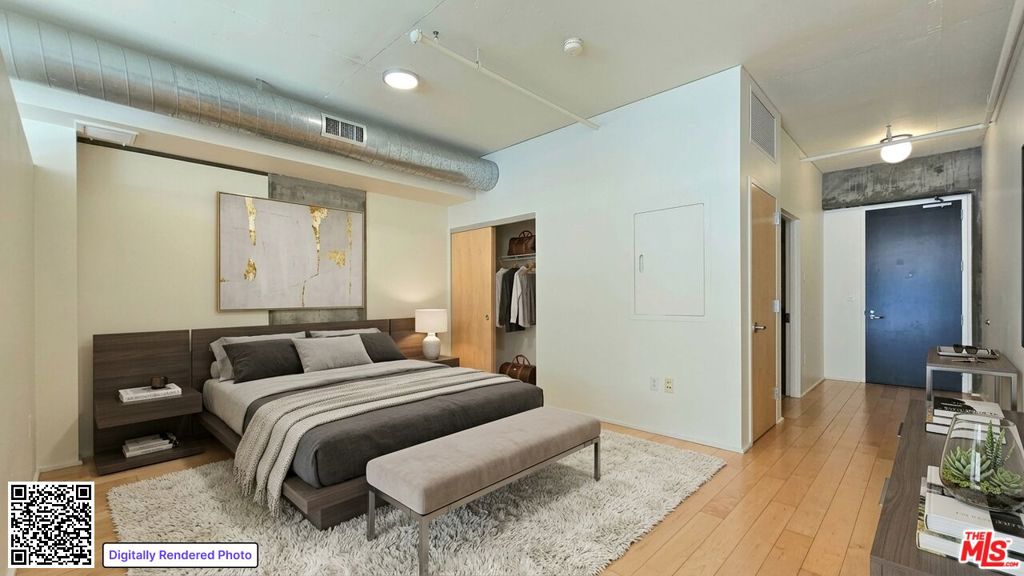 1100 S Hope Street 1005 Property Photo 2